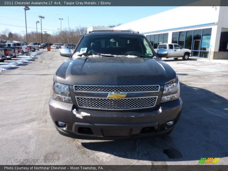 Taupe Gray Metallic / Ebony 2011 Chevrolet Avalanche LT 4x4