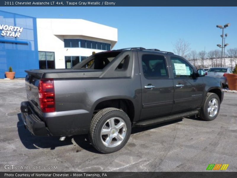 Taupe Gray Metallic / Ebony 2011 Chevrolet Avalanche LT 4x4