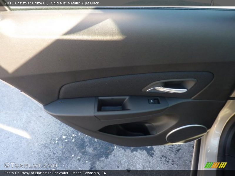 Gold Mist Metallic / Jet Black 2011 Chevrolet Cruze LT