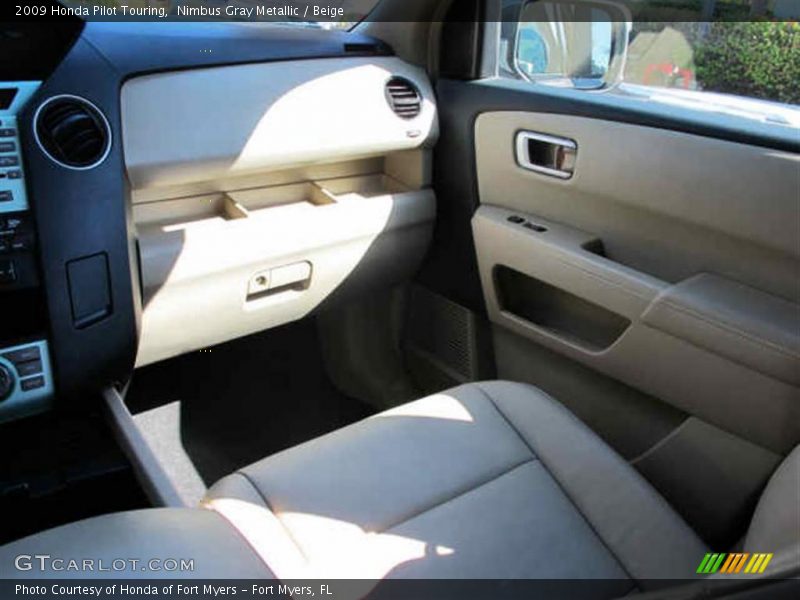 Nimbus Gray Metallic / Beige 2009 Honda Pilot Touring