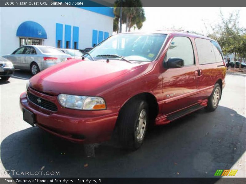 Sunset Red / Slate 2000 Nissan Quest GXE