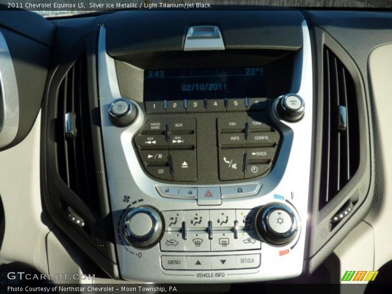 Silver Ice Metallic / Light Titanium/Jet Black 2011 Chevrolet Equinox LS