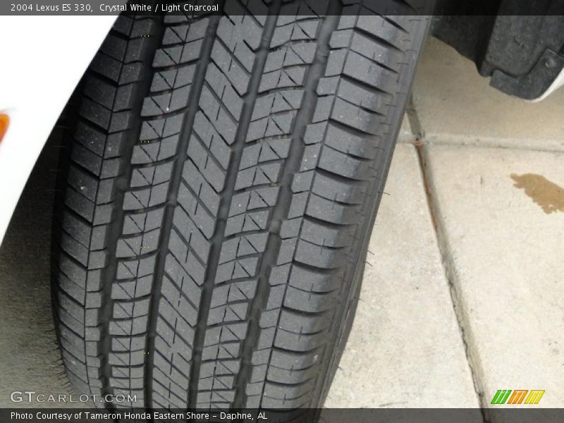 Crystal White / Light Charcoal 2004 Lexus ES 330