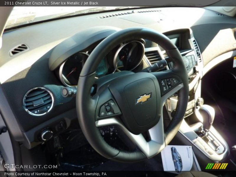 Silver Ice Metallic / Jet Black 2011 Chevrolet Cruze LT