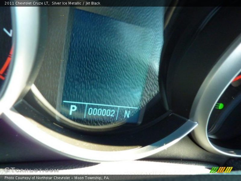 Silver Ice Metallic / Jet Black 2011 Chevrolet Cruze LT