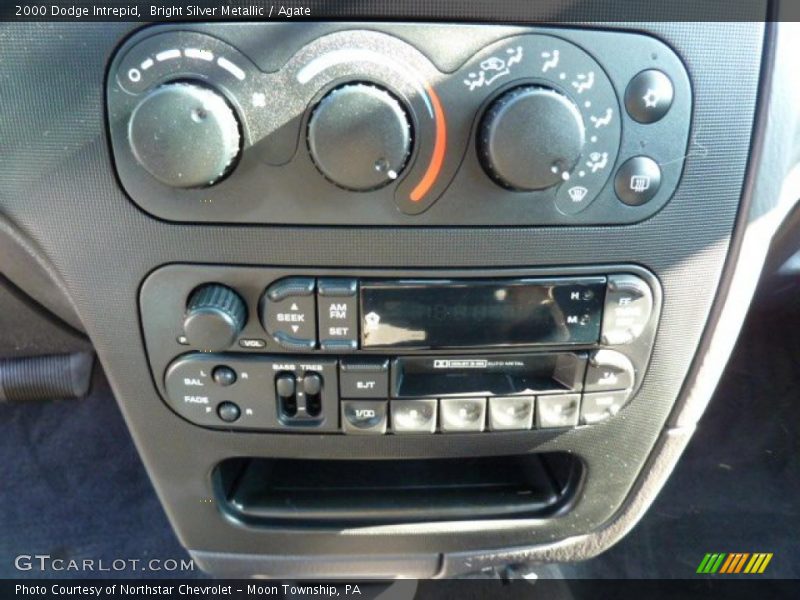 Bright Silver Metallic / Agate 2000 Dodge Intrepid