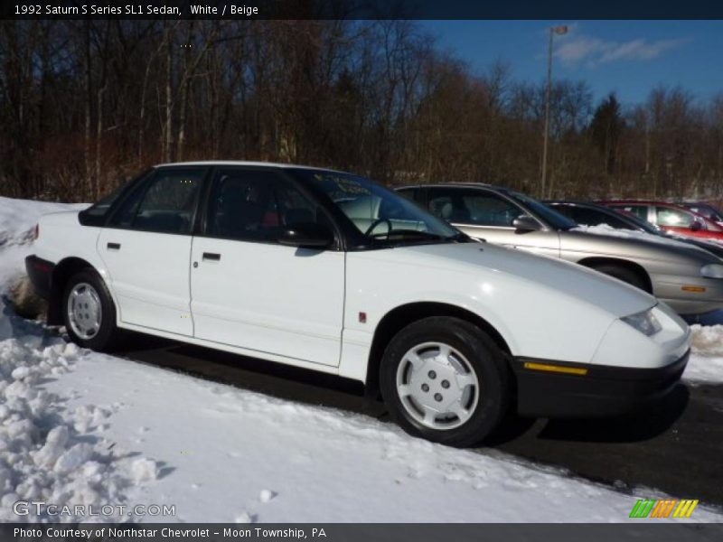 White / Beige 1992 Saturn S Series SL1 Sedan