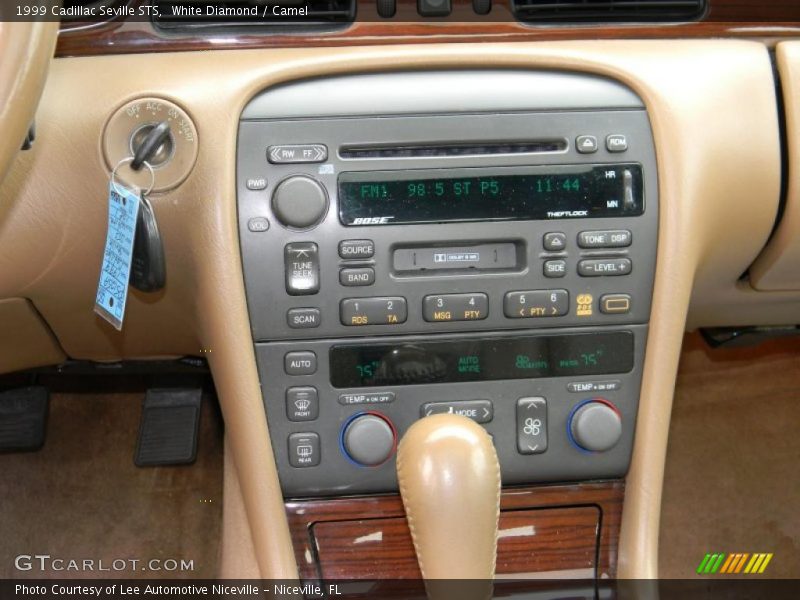 Controls of 1999 Seville STS