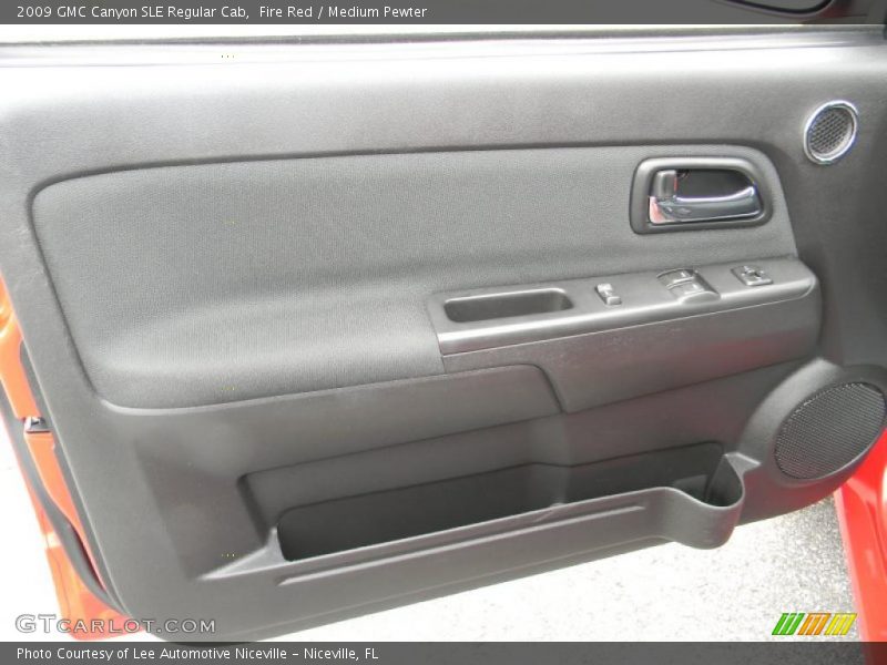 Door Panel of 2009 Canyon SLE Regular Cab