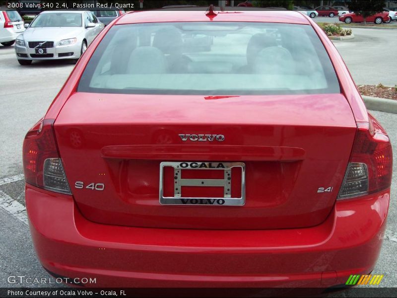 Passion Red / Quartz 2008 Volvo S40 2.4i
