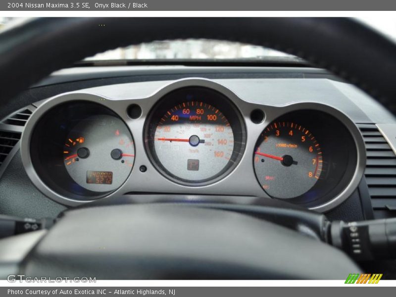 Onyx Black / Black 2004 Nissan Maxima 3.5 SE