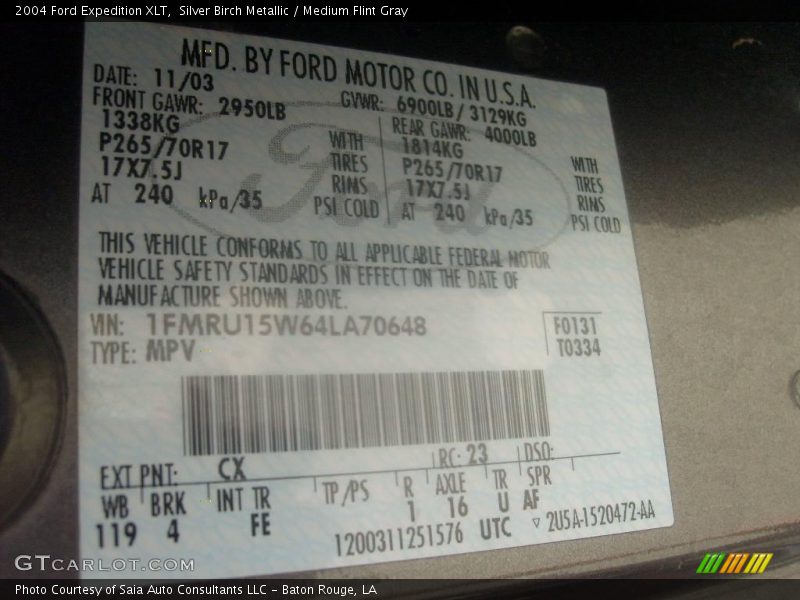 Silver Birch Metallic / Medium Flint Gray 2004 Ford Expedition XLT