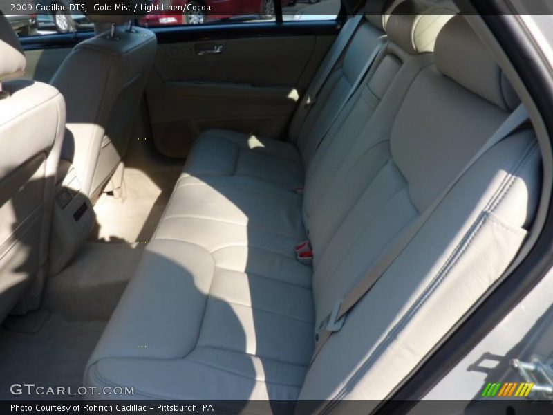 Gold Mist / Light Linen/Cocoa 2009 Cadillac DTS