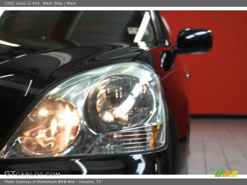 Black Onyx / Black 2002 Lexus LS 430