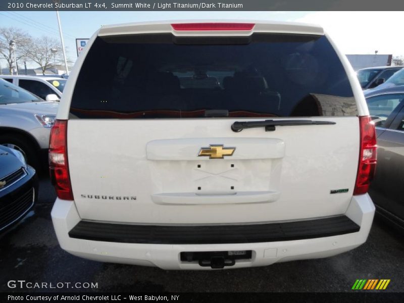 Summit White / Light Titanium/Dark Titanium 2010 Chevrolet Suburban LT 4x4