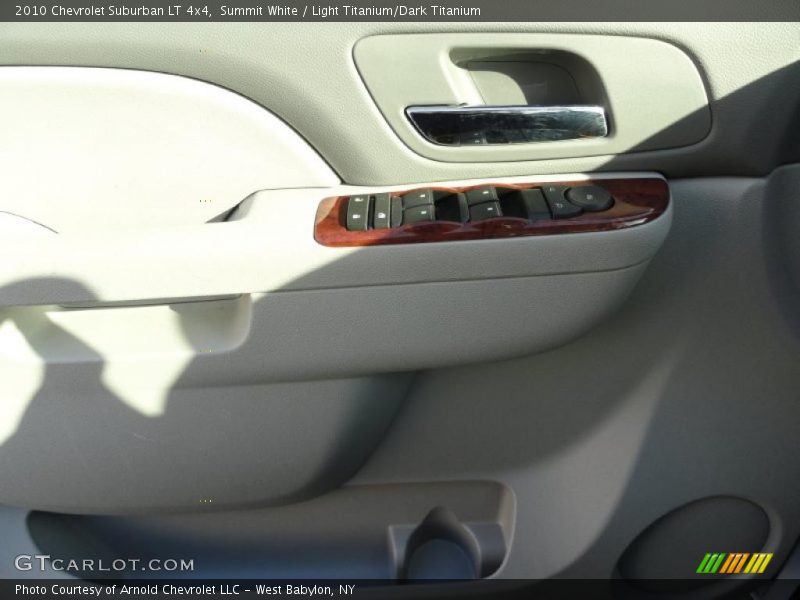 Summit White / Light Titanium/Dark Titanium 2010 Chevrolet Suburban LT 4x4