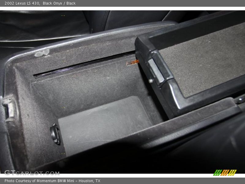Black Onyx / Black 2002 Lexus LS 430