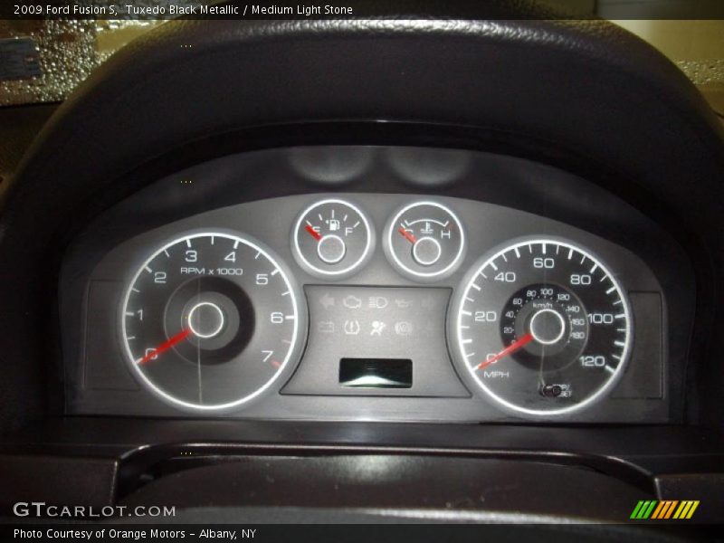Tuxedo Black Metallic / Medium Light Stone 2009 Ford Fusion S
