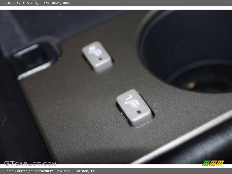 Black Onyx / Black 2002 Lexus LS 430