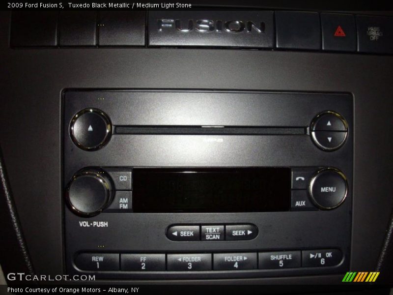 Tuxedo Black Metallic / Medium Light Stone 2009 Ford Fusion S