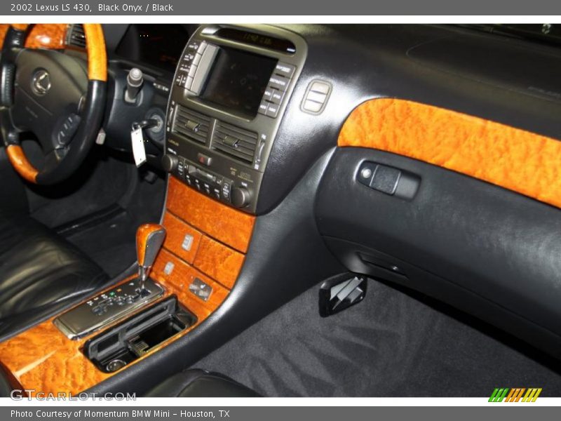 Black Onyx / Black 2002 Lexus LS 430
