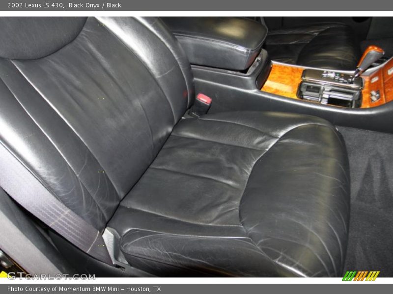 Black Onyx / Black 2002 Lexus LS 430