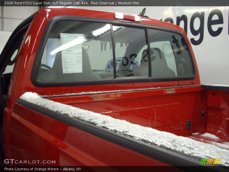Red Clearcoat / Medium Flint 2006 Ford F350 Super Duty XLT Regular Cab 4x4