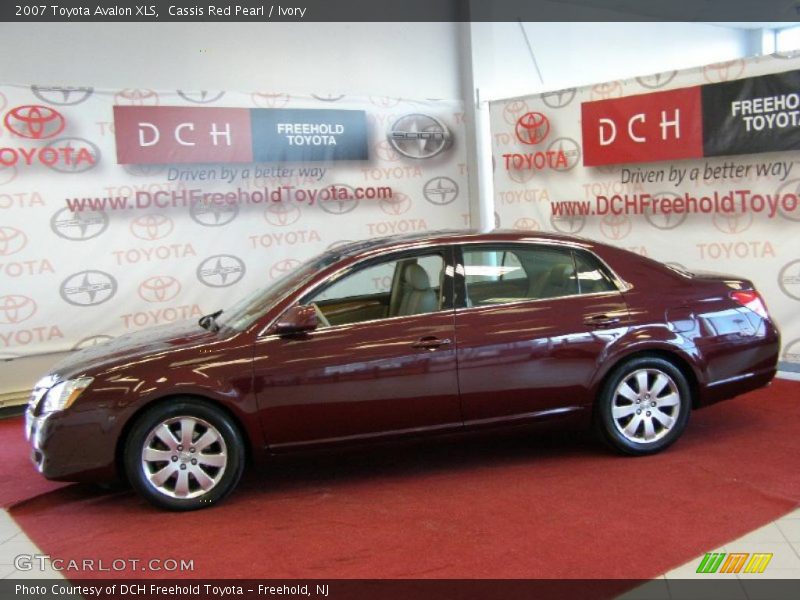 Cassis Red Pearl / Ivory 2007 Toyota Avalon XLS