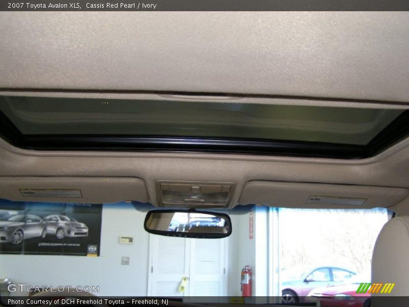 Cassis Red Pearl / Ivory 2007 Toyota Avalon XLS