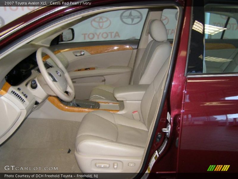 Cassis Red Pearl / Ivory 2007 Toyota Avalon XLS