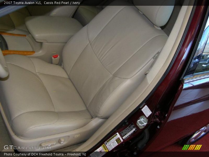 Cassis Red Pearl / Ivory 2007 Toyota Avalon XLS