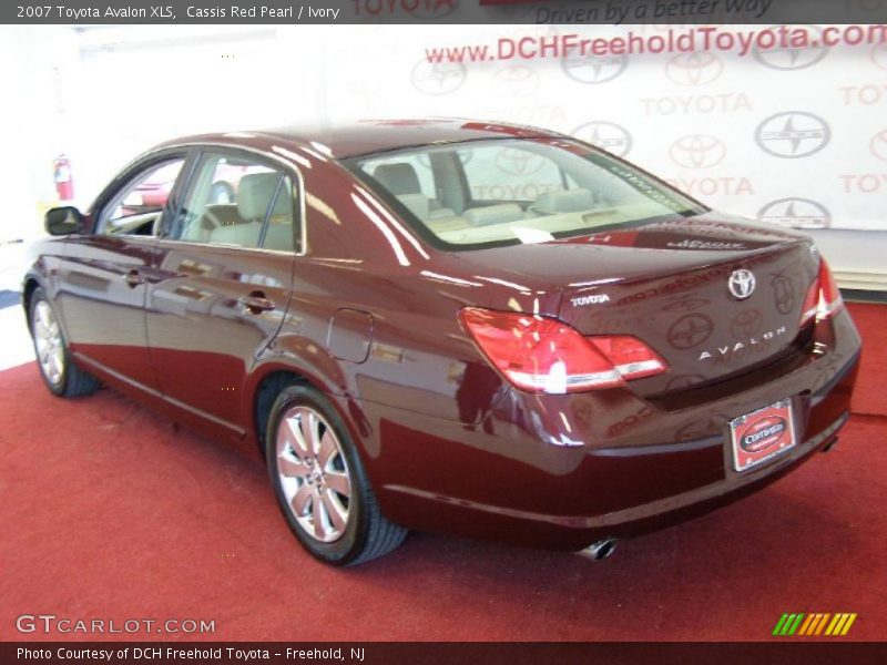 Cassis Red Pearl / Ivory 2007 Toyota Avalon XLS