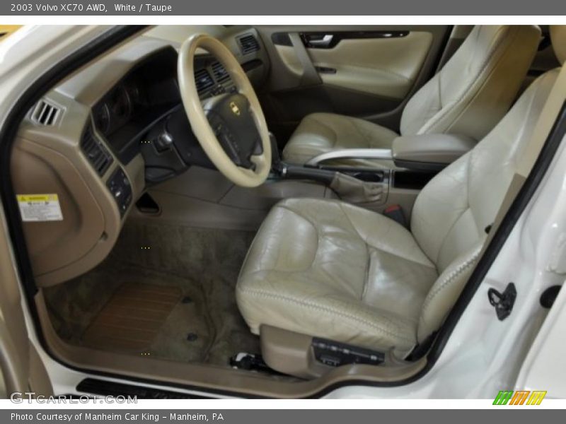 White / Taupe 2003 Volvo XC70 AWD