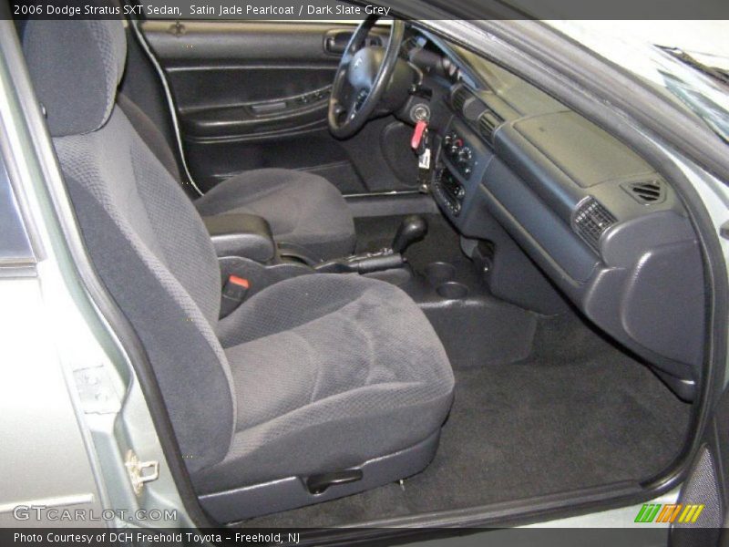 Satin Jade Pearlcoat / Dark Slate Grey 2006 Dodge Stratus SXT Sedan