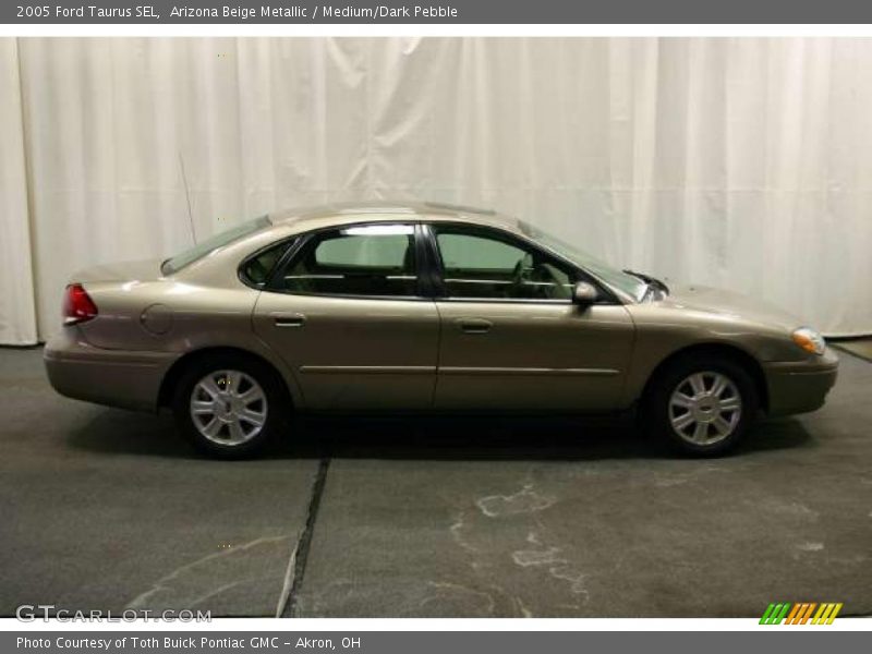 Arizona Beige Metallic / Medium/Dark Pebble 2005 Ford Taurus SEL