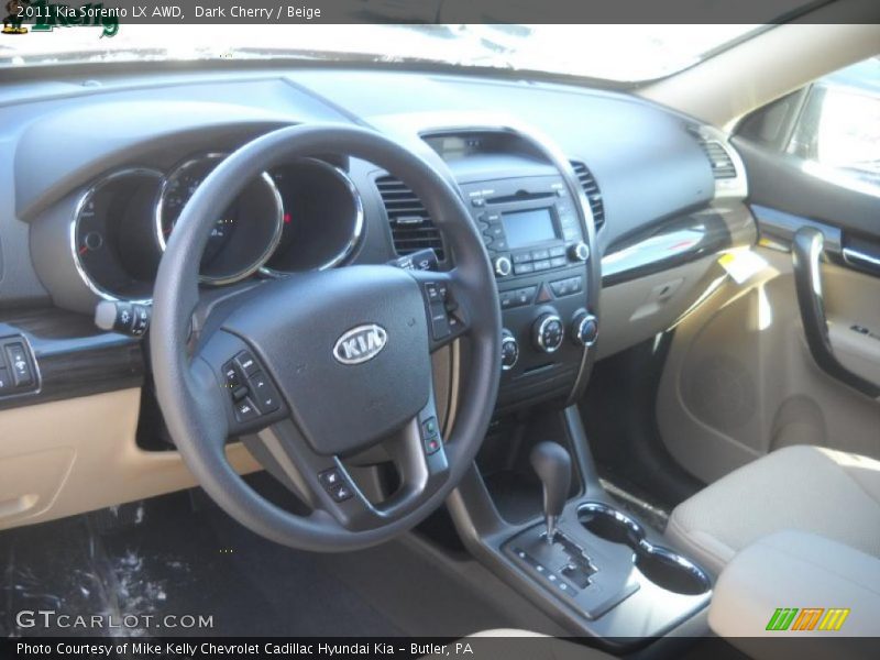 Dashboard of 2011 Sorento LX AWD