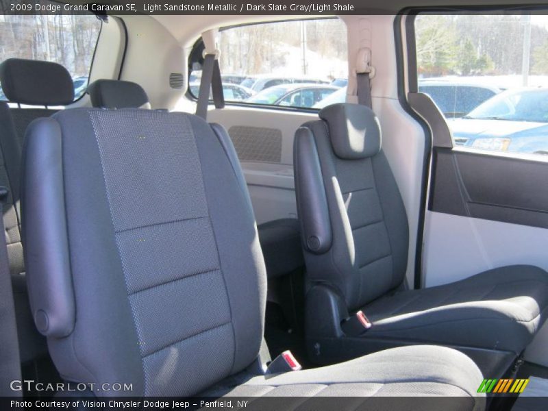 Light Sandstone Metallic / Dark Slate Gray/Light Shale 2009 Dodge Grand Caravan SE