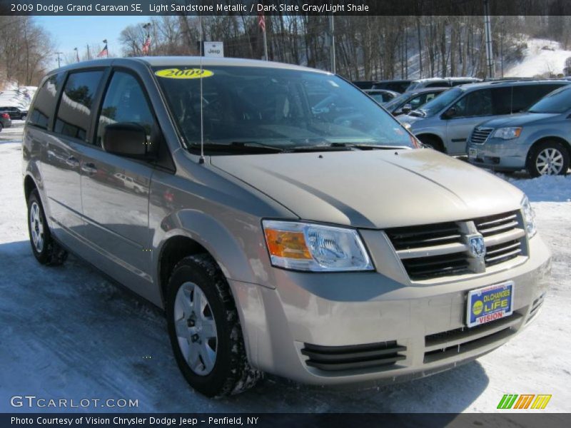 Light Sandstone Metallic / Dark Slate Gray/Light Shale 2009 Dodge Grand Caravan SE