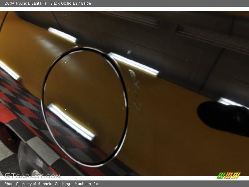 Black Obsidian / Beige 2004 Hyundai Santa Fe