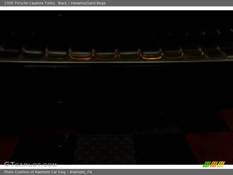 Black / Havanna/Sand Beige 2005 Porsche Cayenne Turbo