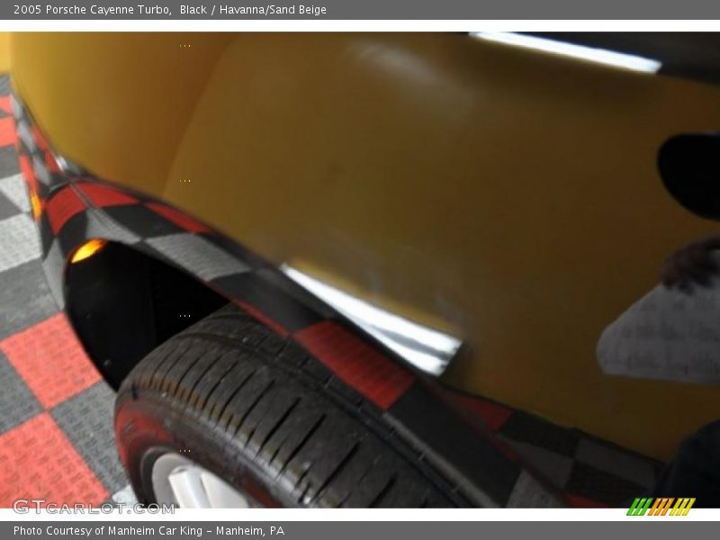 Black / Havanna/Sand Beige 2005 Porsche Cayenne Turbo