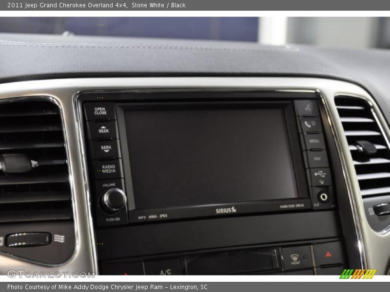 Controls of 2011 Grand Cherokee Overland 4x4