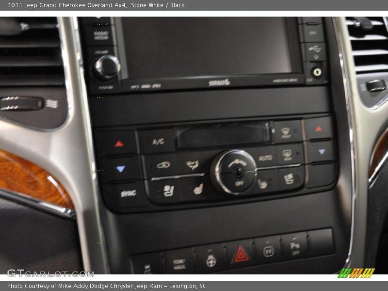 Controls of 2011 Grand Cherokee Overland 4x4