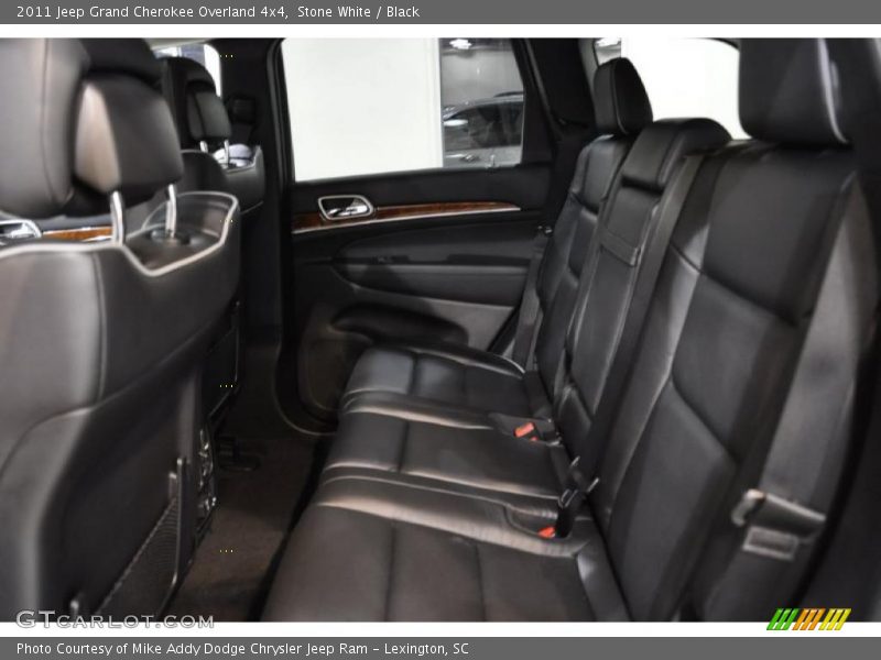  2011 Grand Cherokee Overland 4x4 Black Interior