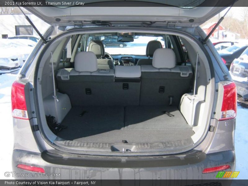 Titanium Silver / Gray 2011 Kia Sorento LX