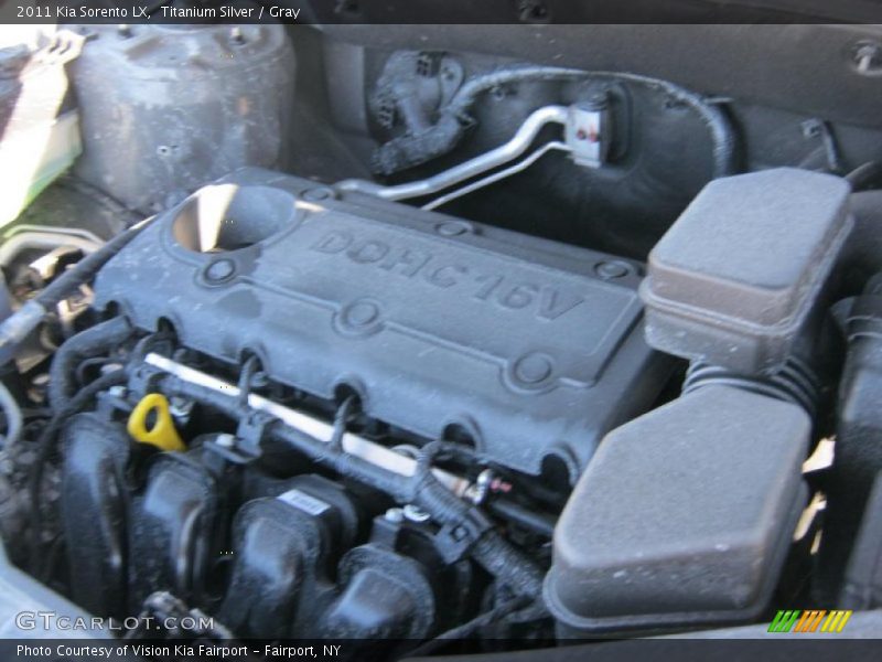 Titanium Silver / Gray 2011 Kia Sorento LX