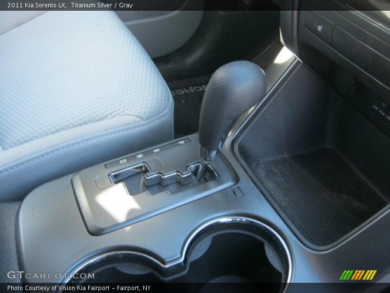 Titanium Silver / Gray 2011 Kia Sorento LX