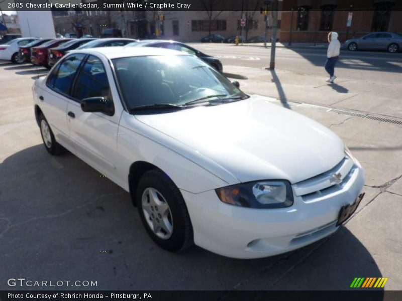 Summit White / Graphite Gray 2005 Chevrolet Cavalier Sedan
