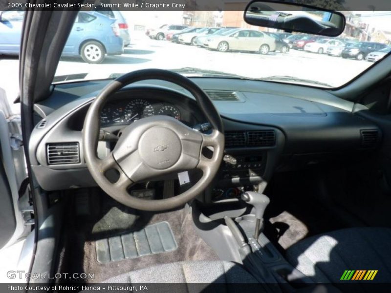Summit White / Graphite Gray 2005 Chevrolet Cavalier Sedan