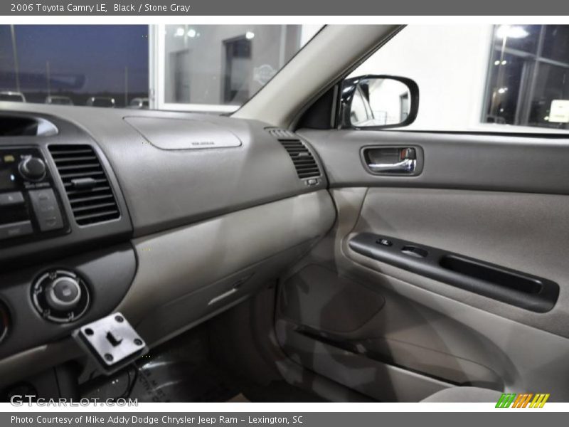 Black / Stone Gray 2006 Toyota Camry LE
